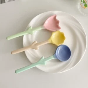 ช้อนเซรามิค รูปดอกทิวลิปน่ารัก แบบสร้างสรรค์ สําหรับคนกาแฟ นม สลัด