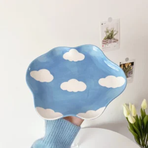 จานเซรามิกสไตล์เกาหลี INS ลายเมฆสด วาดด้วยมือ น่ารัก รูปหัวใจสำหรับสาวๆ สำหรับผลไม้ ขนมหวาน และอาหารเช้า